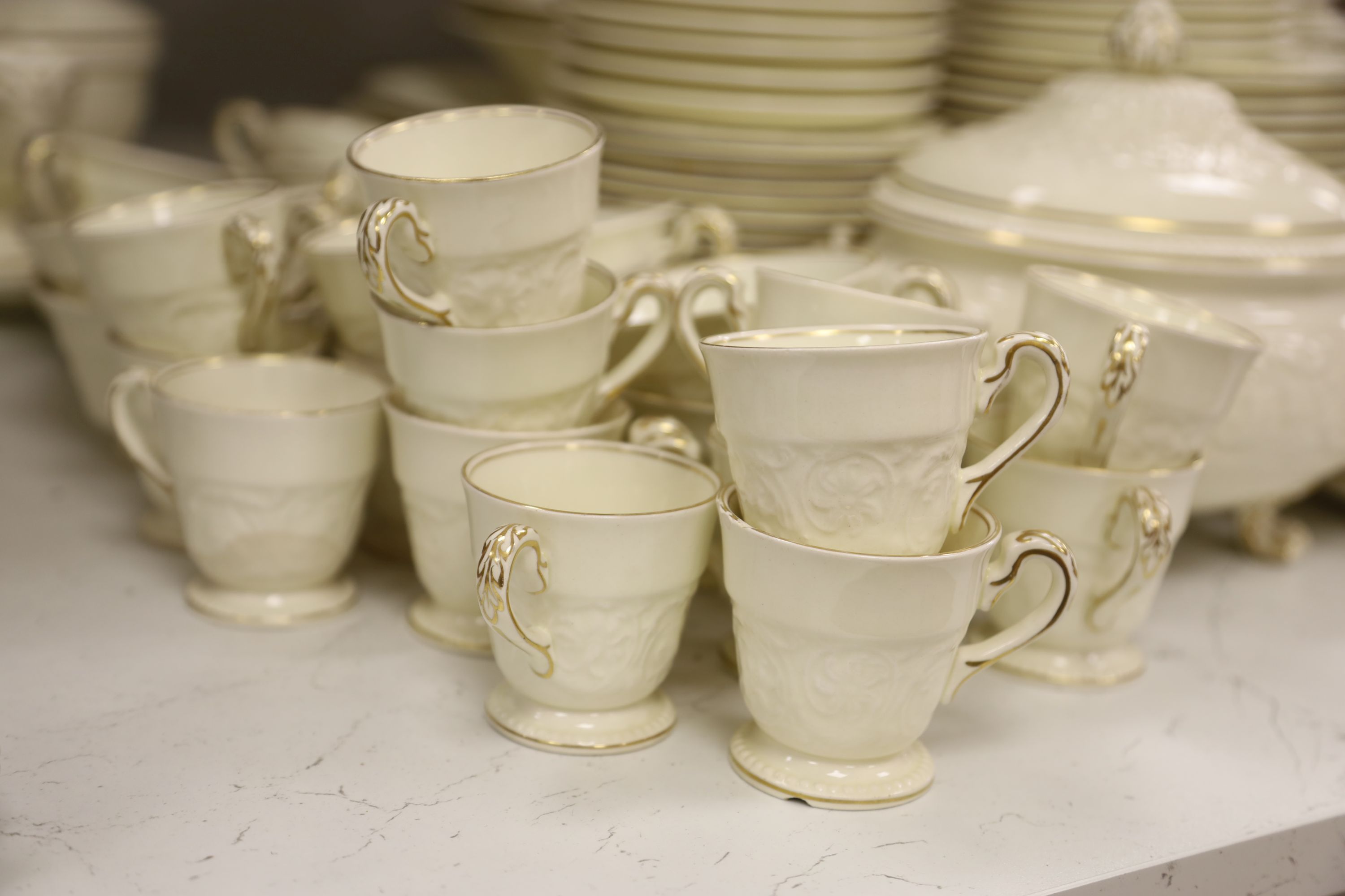 A Wedgwood Patrician of Etruria and Barlaston tea and dinner service